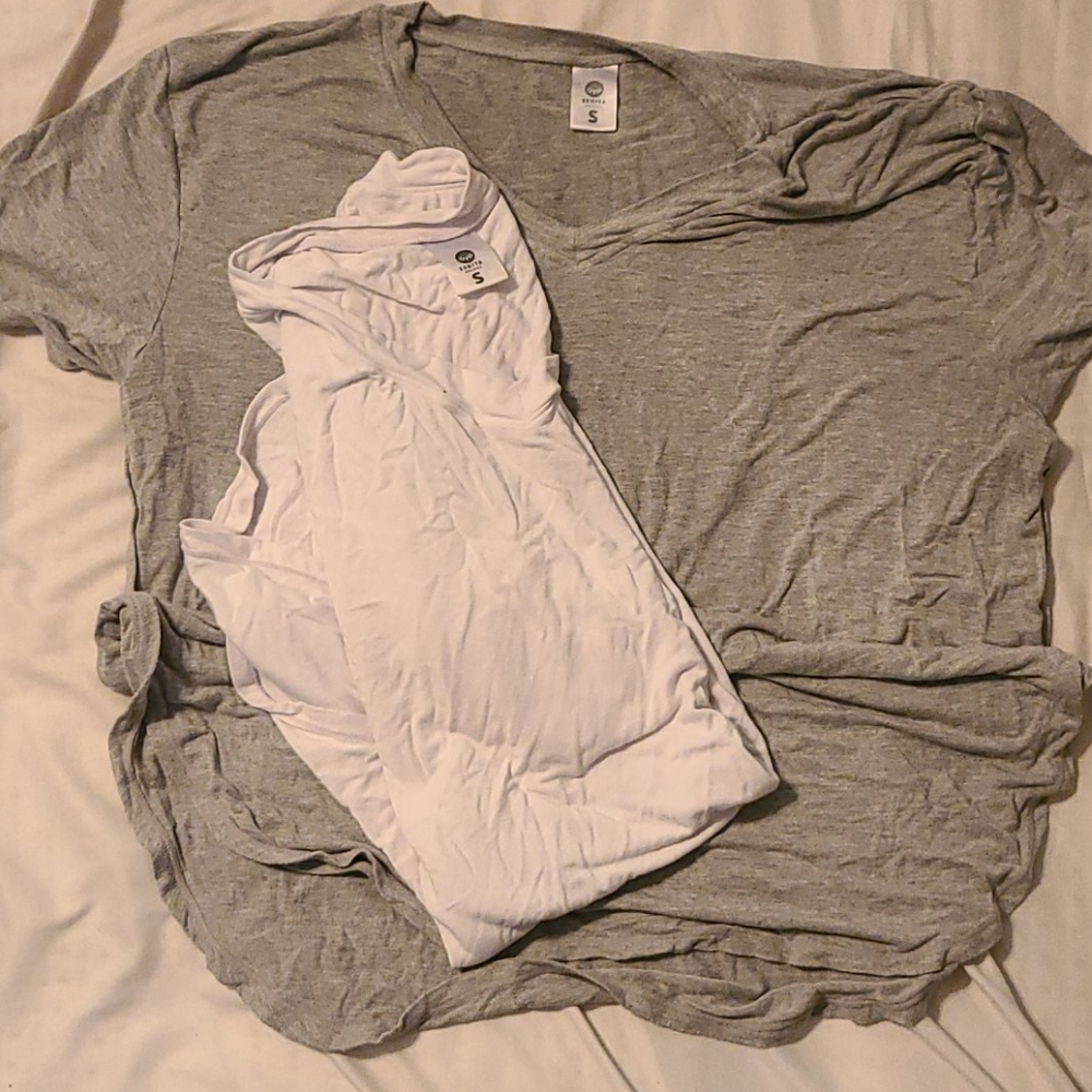 Grey and white Boyfriend Tee Bundle!!